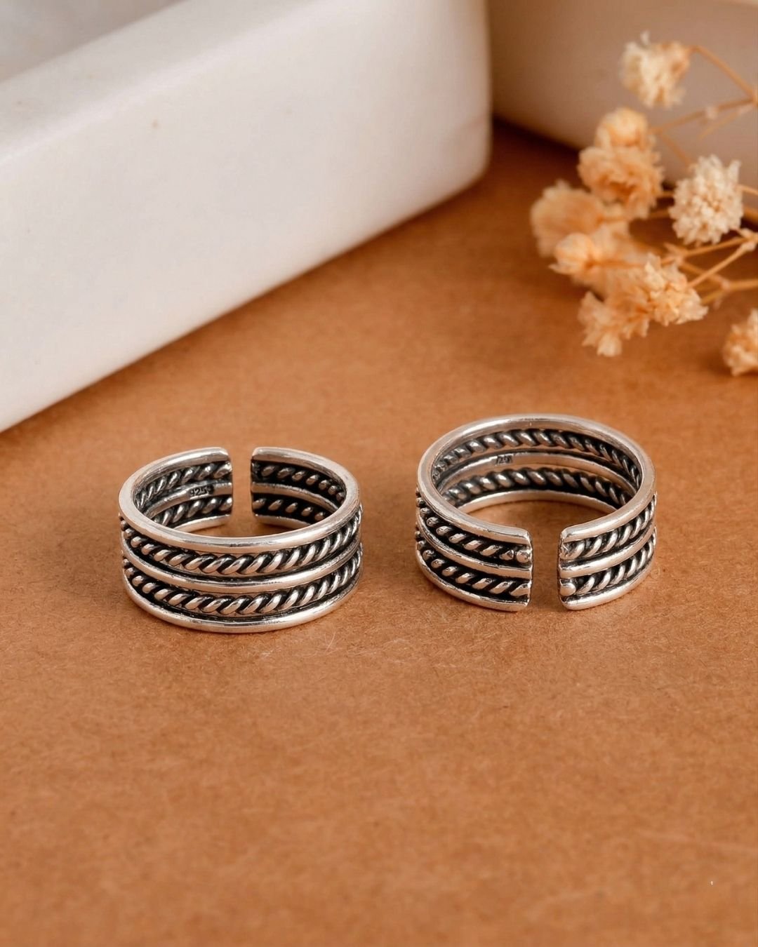 Rustic Twist Toe Ring - 925 Silver Jewellery Meera Jaipur