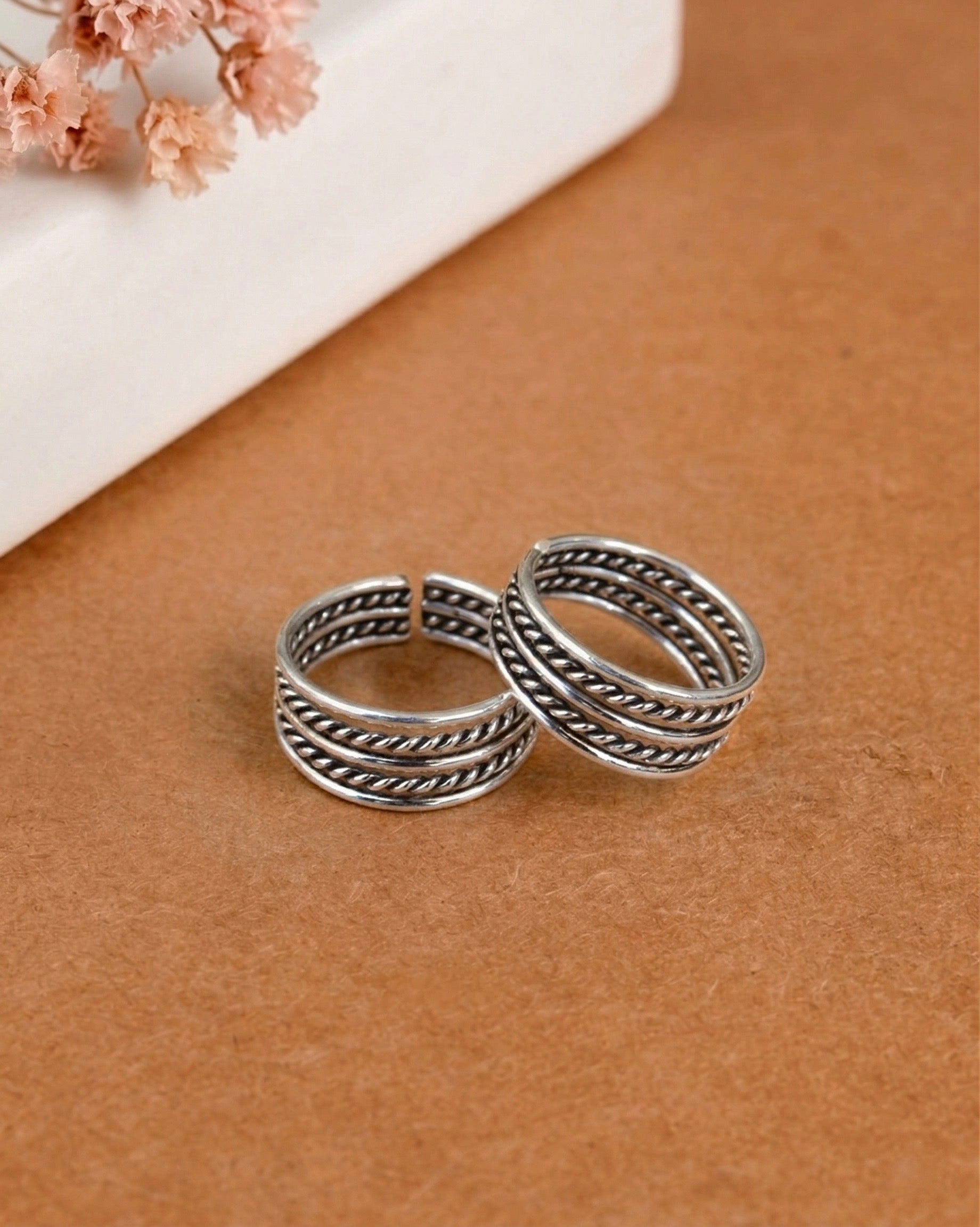 Rustic Twist Toe Ring - 925 Silver Jewellery Meera Jaipur