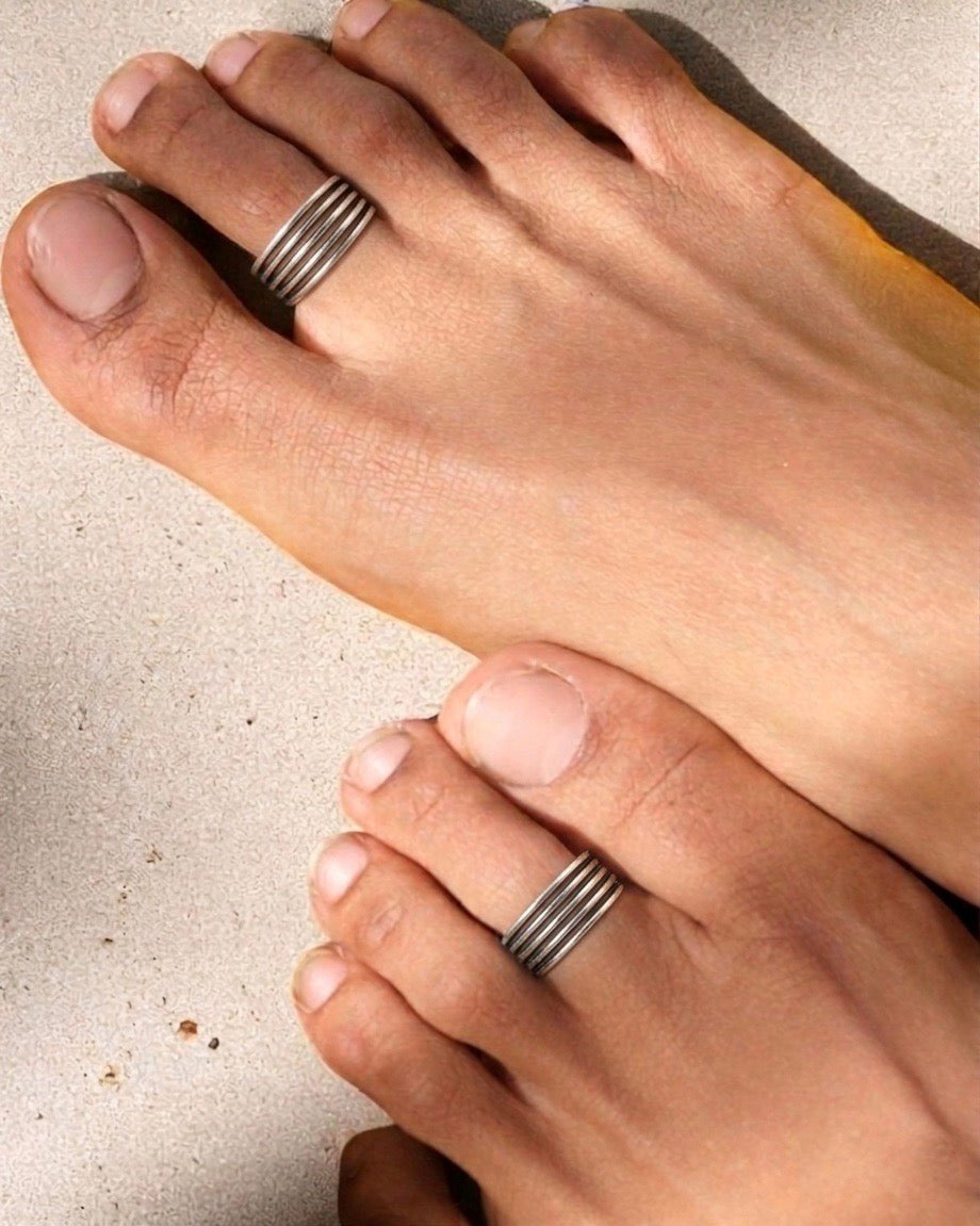 Sleek Toe Ring - 925 Silver Jewellery Meera Jaipur