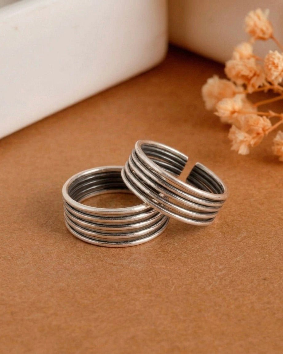 Sleek Toe Ring - 925 Silver Jewellery Meera Jaipur