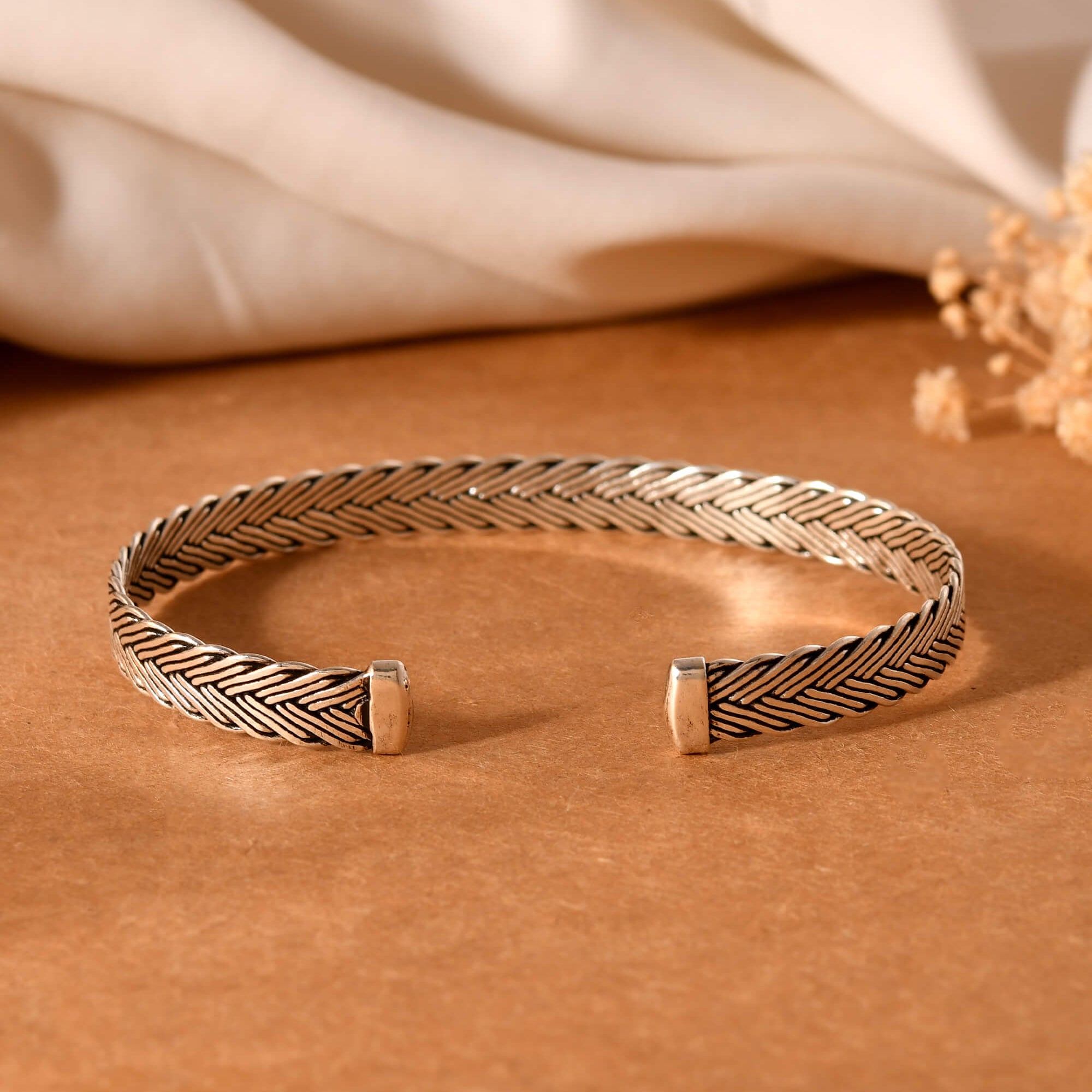 Yuvaan Kada - 925 Silver Jewellery Meera Jaipur