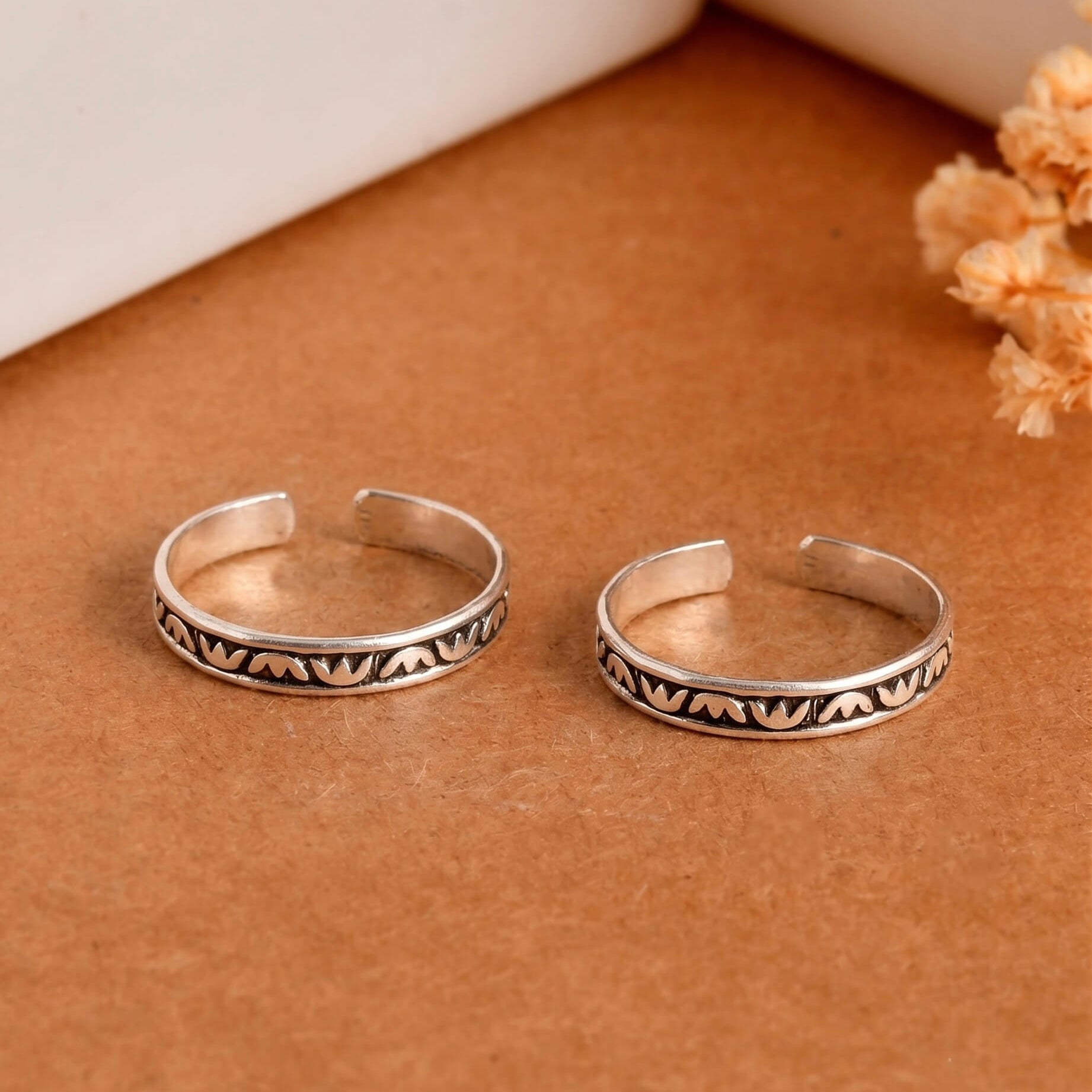 Zavi silver Thumb ring 925 sterling silver - meera jaipur